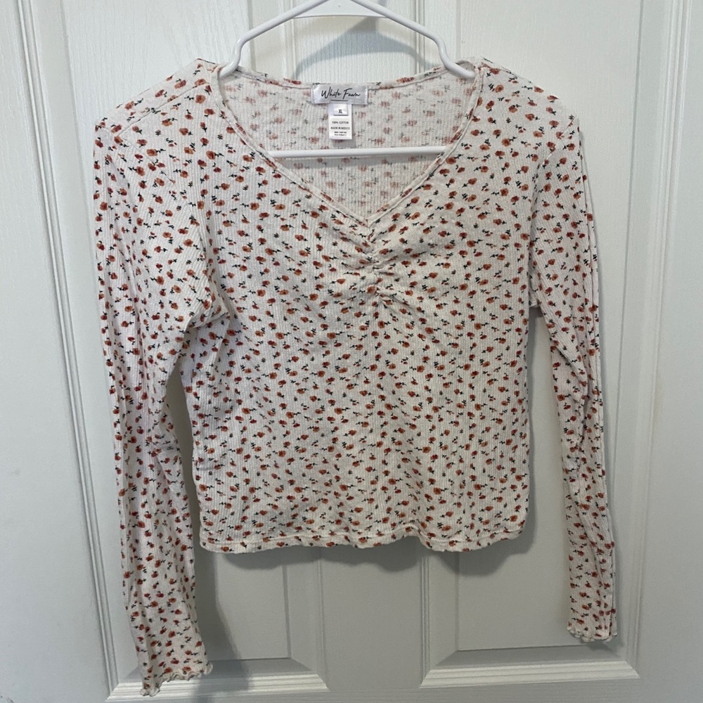 White long sleeve floral crop top